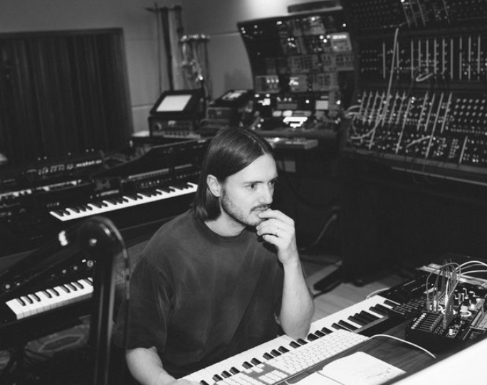 Macro/micro Announces New Concept Album ‘A.fter I.ntelligence’