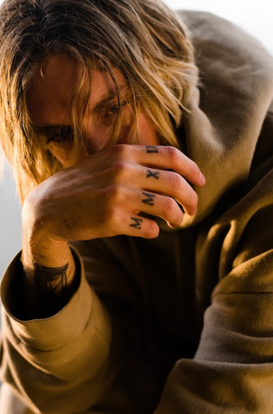 slowdrip Returns with New Single ‘Nightflower’: A Dark Meditation on Presence, Alienation, and Finding Feeling Again